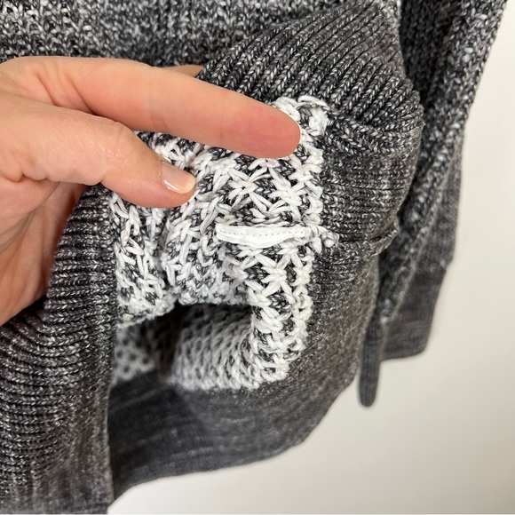 PRANA Abelle Sweater tunic style stripes gray and white M - Picture 9 of 10